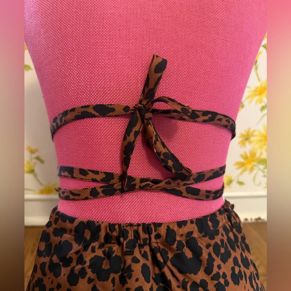 NEW Dress Forum Stylish Animal Print Midi Skirt size M - Picture 11 of 15